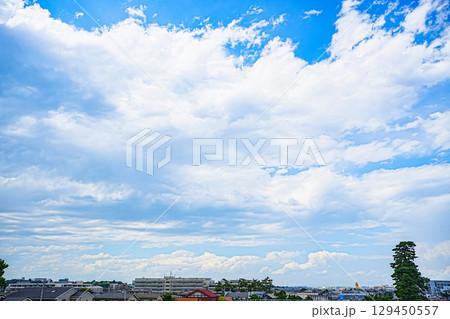 青空と白い雲 青空と白い雲 129450557
