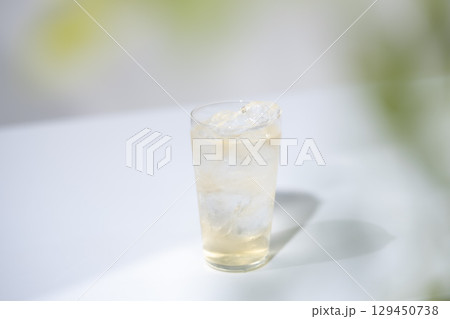 ハイボール　チューハイ　さわやか 129450738