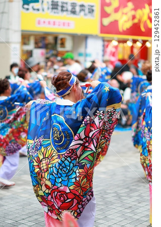 帯屋町で踊るよさこい 帯屋町で踊るよさこい 129452861
