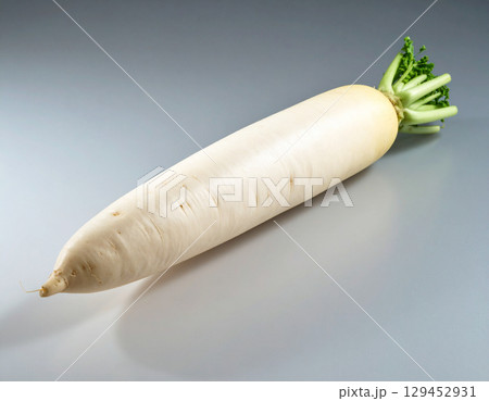秋の収穫野菜（大根,ダイコン） 129452931