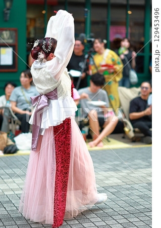 帯屋町で踊るよさこい 帯屋町で踊るよさこい 129453496