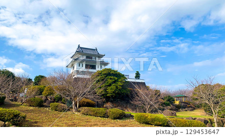 竹崎城址展望台と青空 竹崎城址展望台と青空 129453647