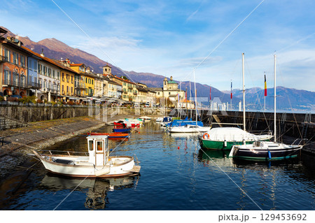 Lake and mountain scenery of Cannobio, Italy 129453692