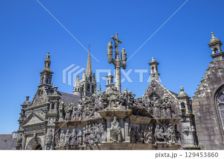 Parish close church of Guimiliau, finistere, brittany, france 129453860