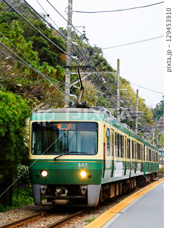 江ノ電の電車 129453910
