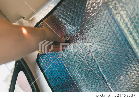 クルマ用サンシェード 129455337