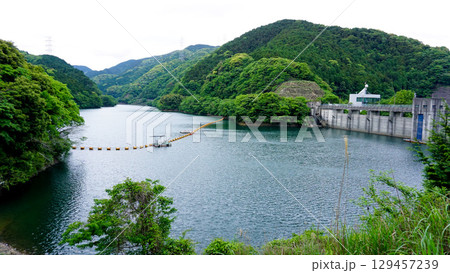 福岡県宮若市犬鳴の犬鳴ダム 129457239