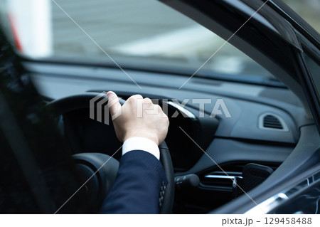 ドライバー 手元 ドライバー 手元 129458488