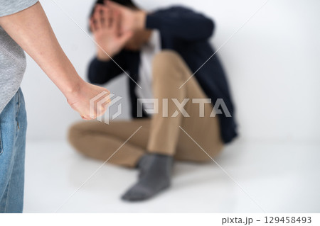 逆DV　暴力　喧嘩 129458493