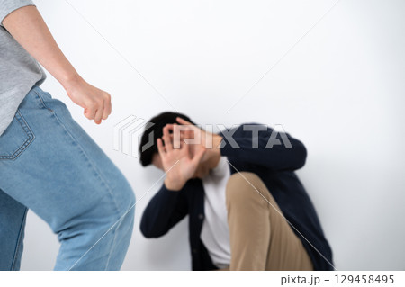 逆DV　暴力　喧嘩 129458495