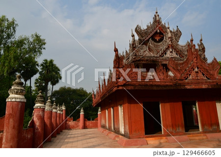 ミャンマー、マンダレー、バーガヤー寺院 129466605