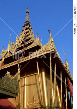 ミャンマー、マンダレー、旧王宮 129469039