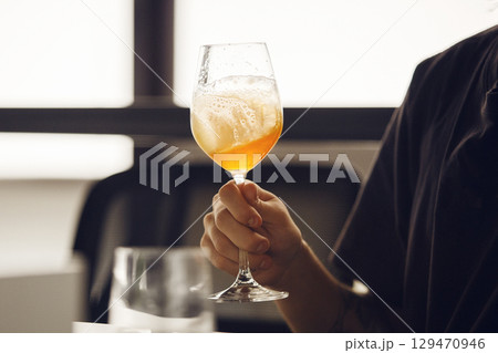 Shaking of Beer Glass During Tasting, Close Up Photo. Shaking of Beer Glass During Tasting, Close Up Photo. 129470946