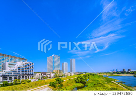 日本の東京都市景観8月5日…多摩川や川崎・武蔵小杉駅前のタワーマンション群など望む=令和7年 日本の東京都市景観8月5日…多摩川や川崎・武蔵小杉駅前のタワーマンション群など望む=令和7年 129472680