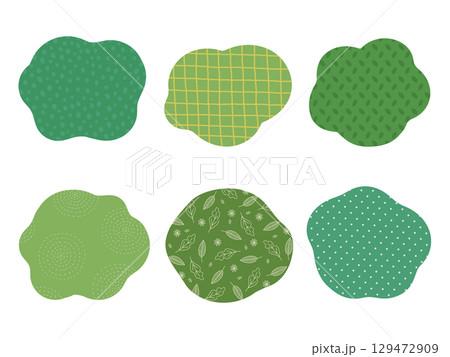 緑色の森をイメージした可愛い背景シェイプ素材 129472909