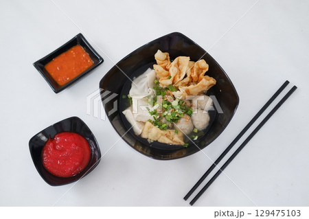 Bakso Noodle Soup with Wontons and Chili Sauce 129475103