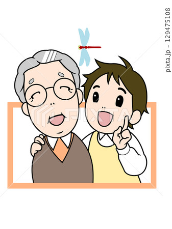 トンボを見つけて笑顔で眺める介護士と高齢者 129475108