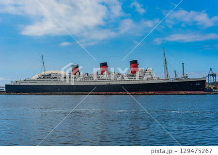 アメリカ 青空と記念艦のキュナード社客船クイーンメリー号 ロサンゼルス ロングビーチ アメリカ 青空と記念艦のキュナード社客船クイーンメリー号 ロサンゼルス ロングビーチ 129475267