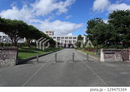 山形県立上山明新館高等学校 山形県立上山明新館高等学校 129475384