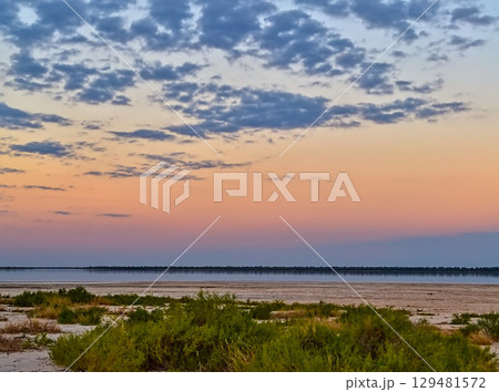 It gets dark in the Chaco with colors in the sky 129481572
