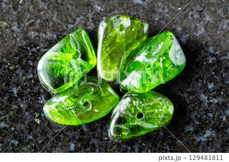 beads from chromian diopside mineral on black beads from chromian diopside mineral on black 129481811