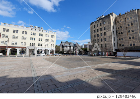 福岡県　北九州市　門司港レトロ　門司港駅前広場 129482466