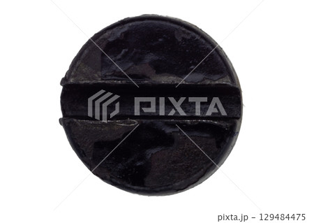 Rusty flathead screw macro close up 129484475