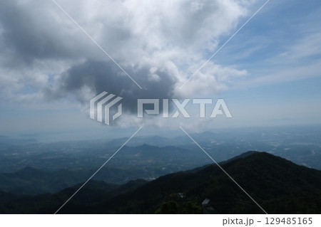 Ba Na Hills Panorama landscape with fantastic beautiful medieval castle in Ba Na Hills in Da Nang in Vietnam 129485165