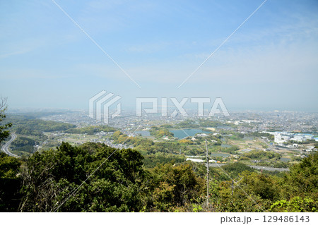 雨山から大阪湾を望む(奥山雨山自然公園) 【大阪府泉南郡熊取町】 雨山から大阪湾を望む(奥山雨山自然公園) 【大阪府泉南郡熊取町】 129486143