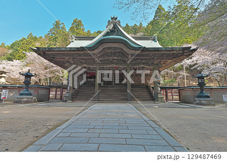 【箸蔵寺 (本殿)】 徳島県三好市池田町州津蔵谷 【箸蔵寺 (本殿)】 徳島県三好市池田町州津蔵谷 129487469