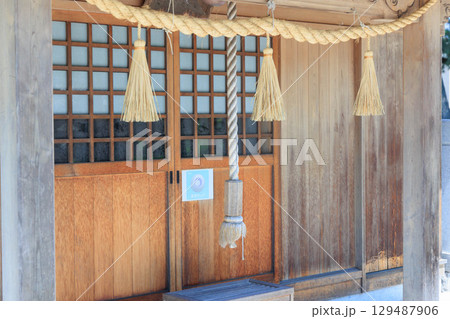 晴天の山之上住吉神社 129487906