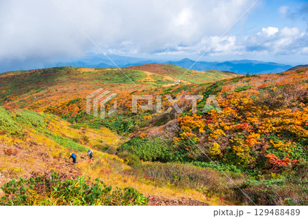秋の栗駒山登山(産沼~東栗駒山) 秋の栗駒山登山(産沼~東栗駒山) 129488489