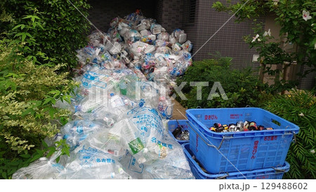 資源ゴミ 129488602