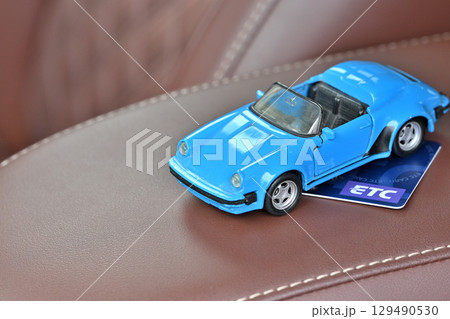 ETCカードとミニカー ETCカードとミニカー 129490530