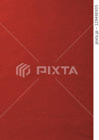 赤色の和紙の背景 129490935