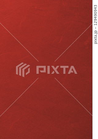 赤色の和紙の背景 129490943