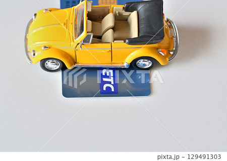 ETCカードとミニカー 129491303