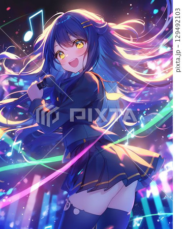 ネオン輝くステージで、マイクを握って熱唱する青い髪のアイドル 129492103