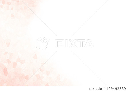 ピンク桜の花びら風フレーム枠　四角　和風柄　淡いグラデーション　白背景 129492289