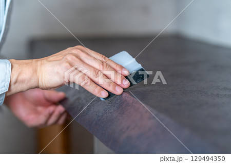 リフォーム　DIY　印刷化粧フィルム施工　ダイノックシート　角　スキージー 129494350