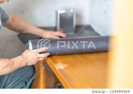 リフォーム　DIY　印刷化粧フィルム施工　ダイノックシート 129494364