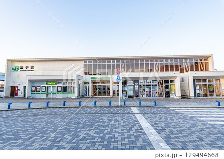 千葉県銚子市　快晴のJR銚子駅 129494668