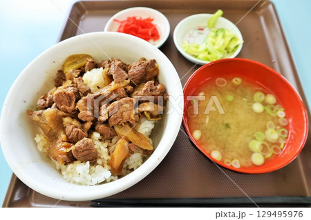 馬肉丼セット 129495976