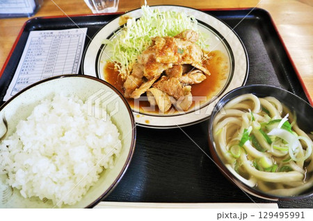 山梨県　富士吉田うどんと焼肉定食 129495991
