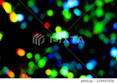 グリーン系キラキラ背景素材　(写真素材) 129497836