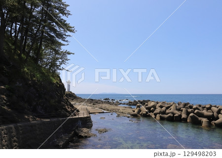 山形　鶴岡　鼠ヶ関灯台 129498203
