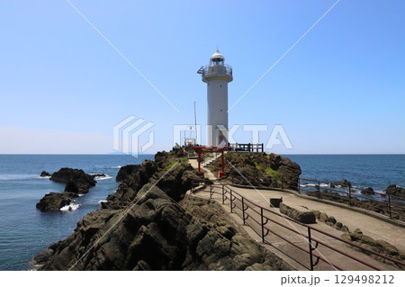 山形　鶴岡　鼠ヶ関灯台 129498212