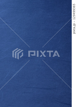 青色の和紙の背景 129499365