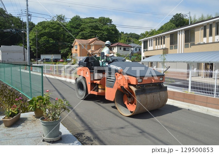 工事現場　東京郊外 129500853