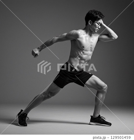 運動する男性 129501459